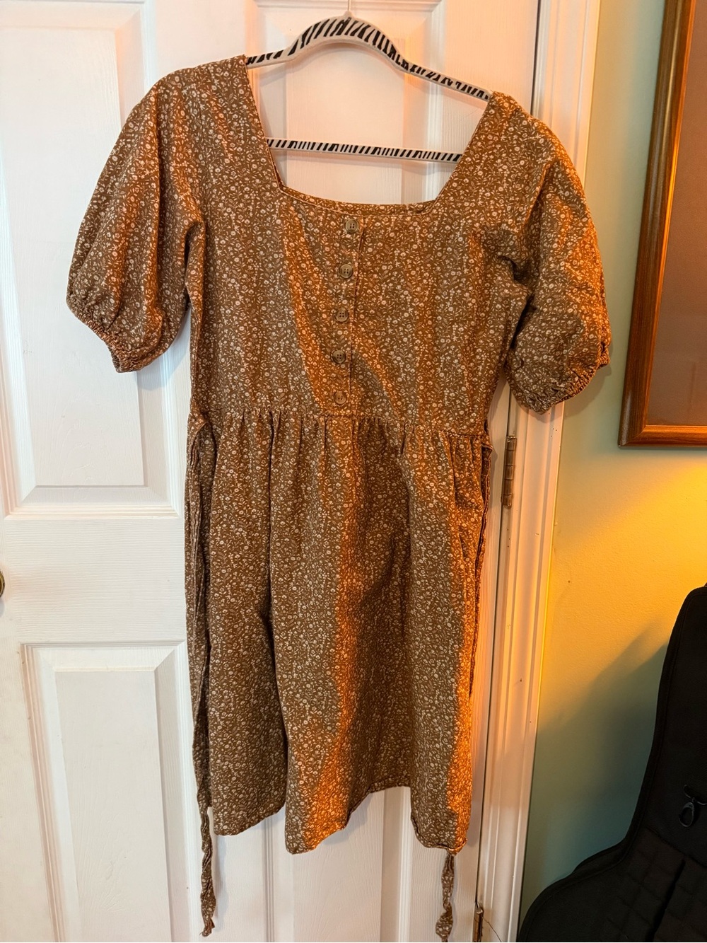 Little Cottonwood Linen Puff Sleeve Floral Button Front Dress
